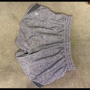 Lululemon Hotty Hot 4” short